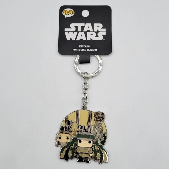 Star Wars Endor Group POP style Enamel keychain - Picture 4 of 4